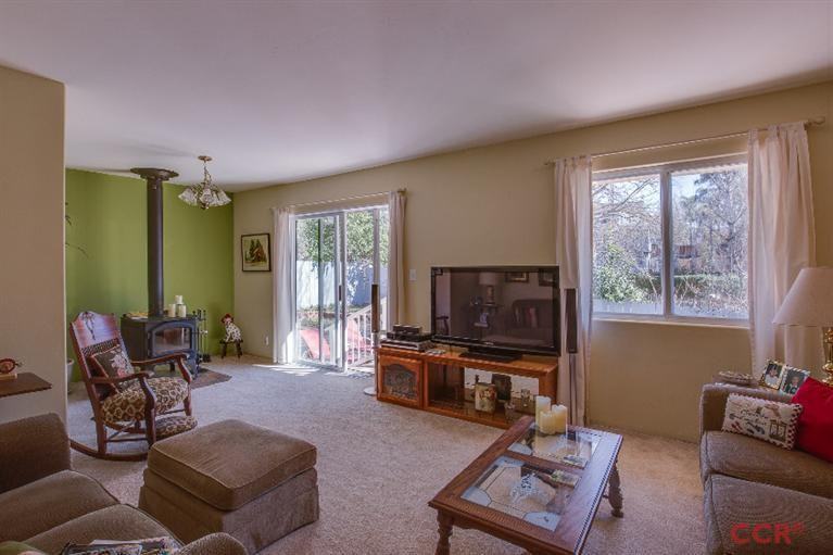 1210 Edison St - Photo 2 of 6