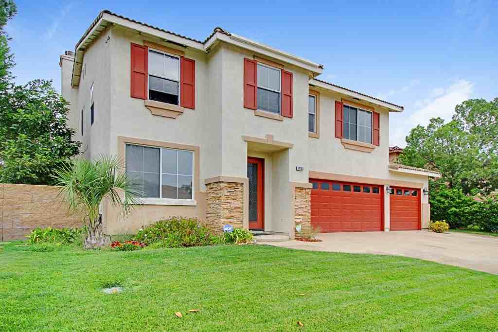 14768 Georgia Ct - Photo 2 of 26