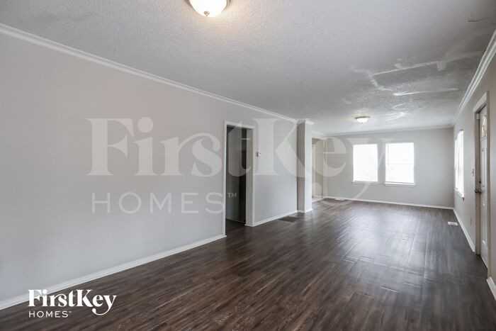 9520 E 14th St S - Photo 3 of 15