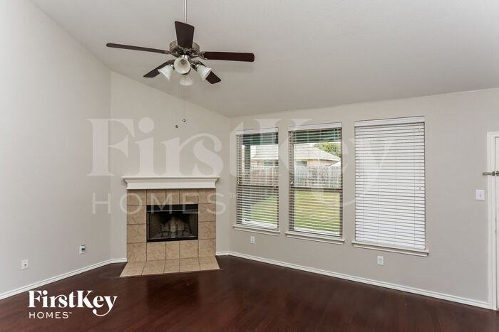 6532 Chalk River Dr - Photo 2 of 15