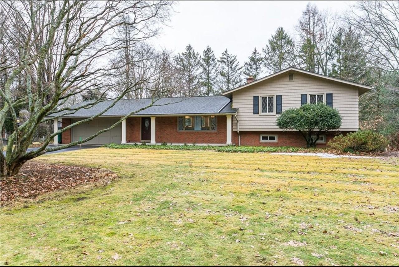 6 Springwood Ln - Photo 2 of 17