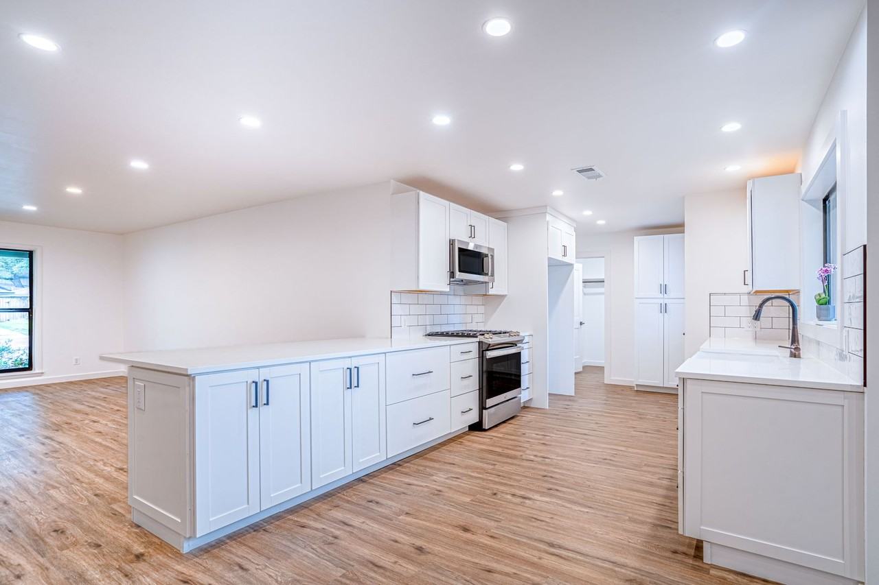 1422 Wisterwood Dr - Photo 7 of 26