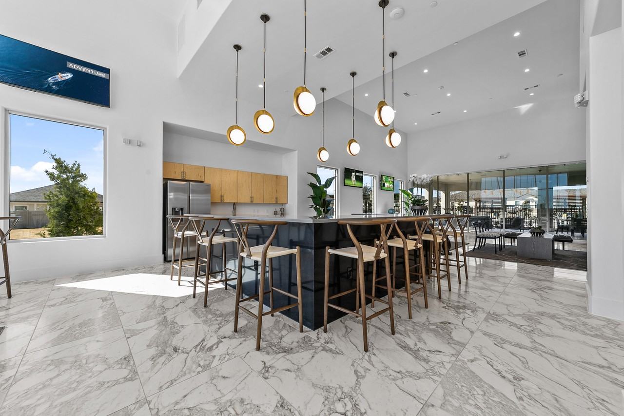 Luxe of McKinney - Photo 4 of 50