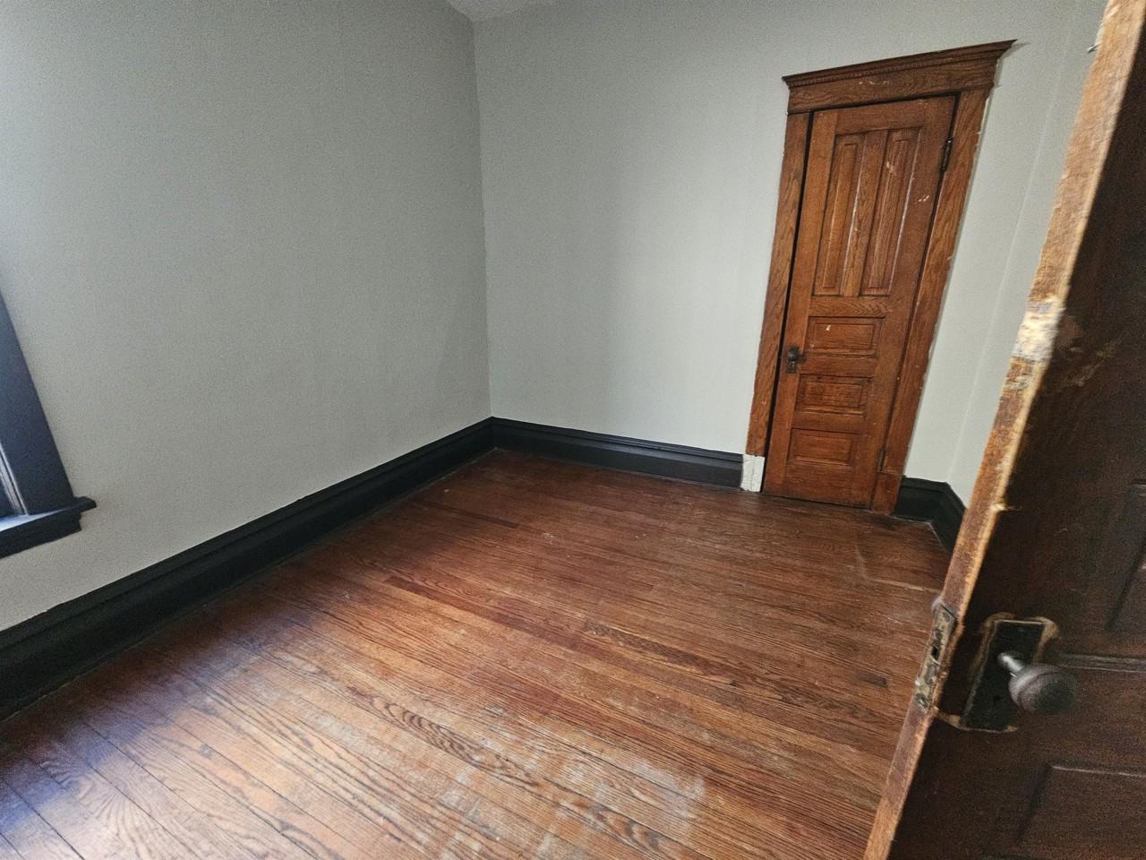 919 W Garfield Blvd #2 - Photo 5 of 50
