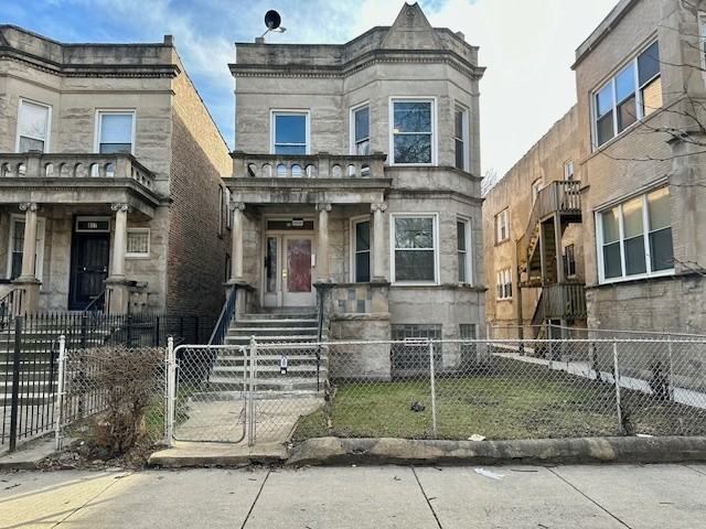 919 W Garfield Blvd #2 - Photo 7 of 50