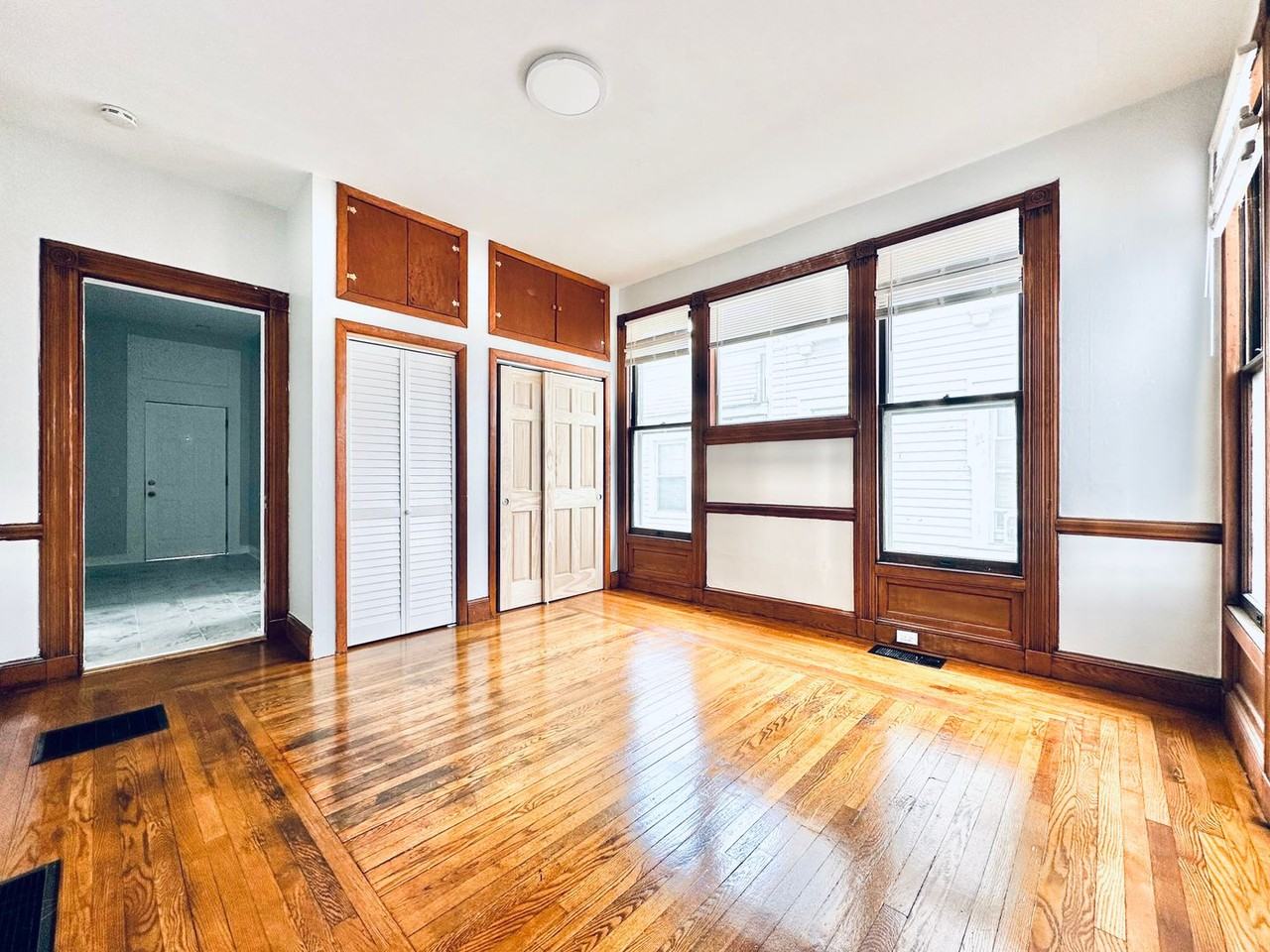 434 George Street - Photo 5 of 21
