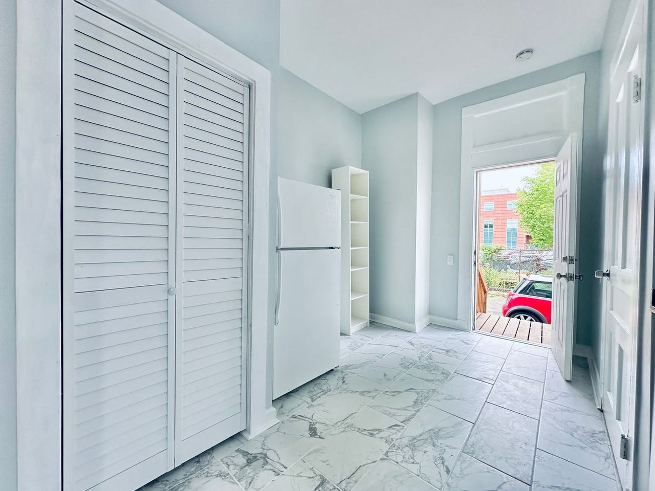 434 George Street - Photo 2 of 21