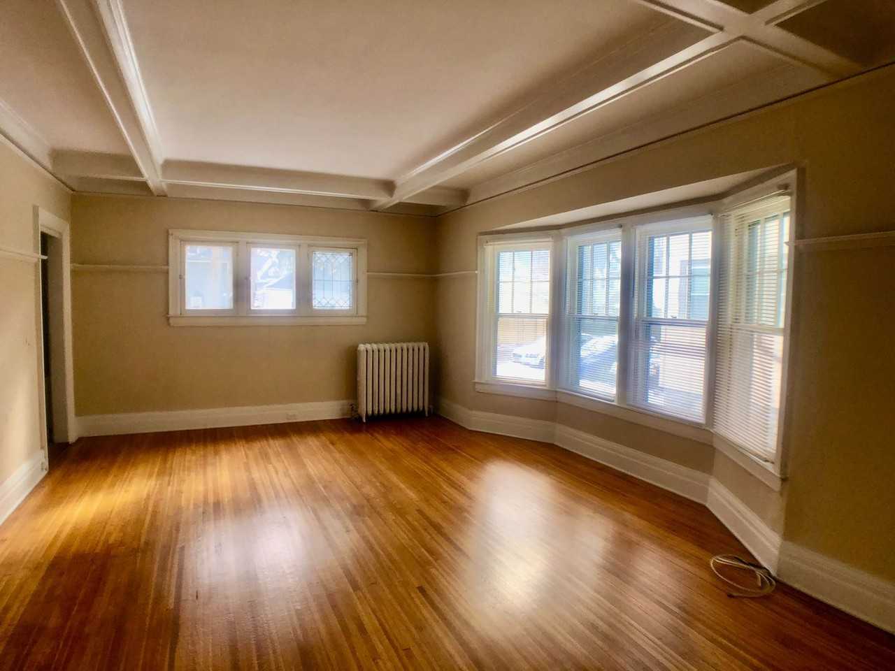 102 Rutgers Street - Photo 3 of 13