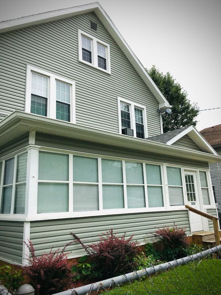 1316 Lynn Street - Photo 2 of 16
