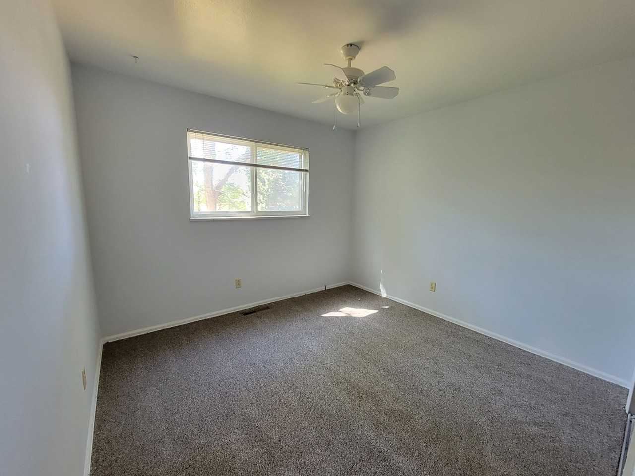 4075 Harbor Pl - Photo 5 of 12