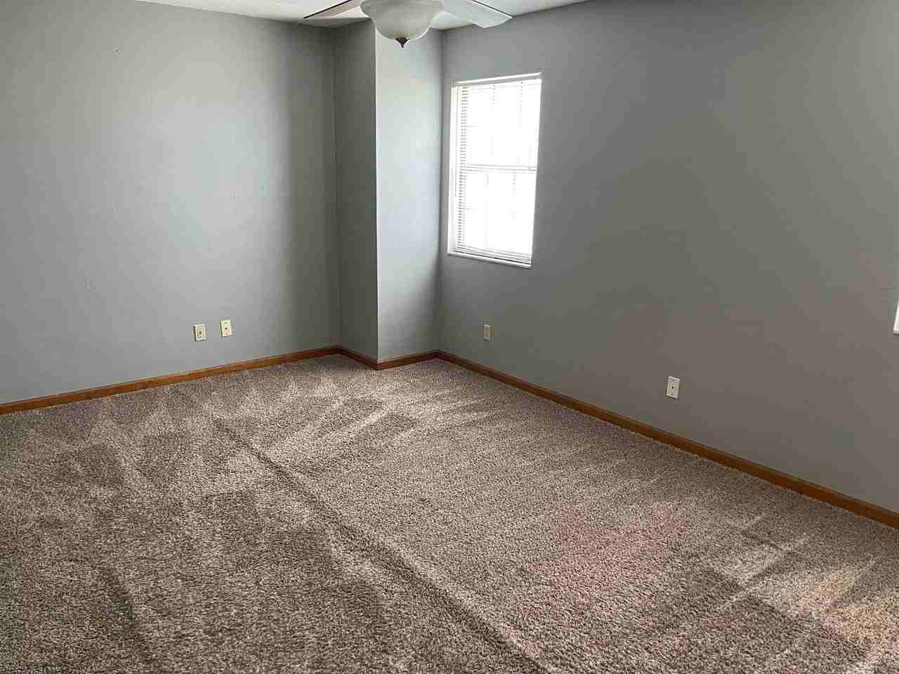 3744 Donovan Dr - Photo 7 of 15