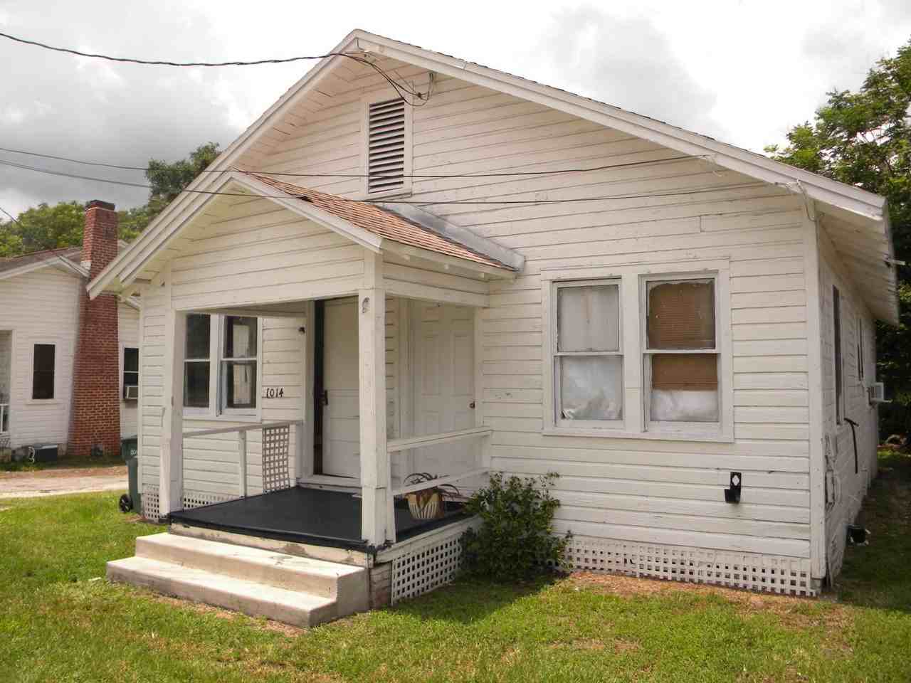 1016 Ne 8th Ave - Photo 2 of 13