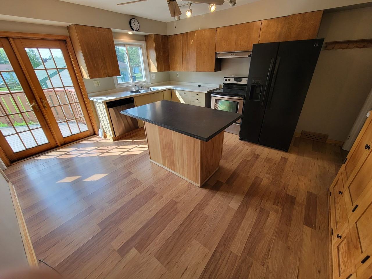 4724 Tioga St - Photo 6 of 40