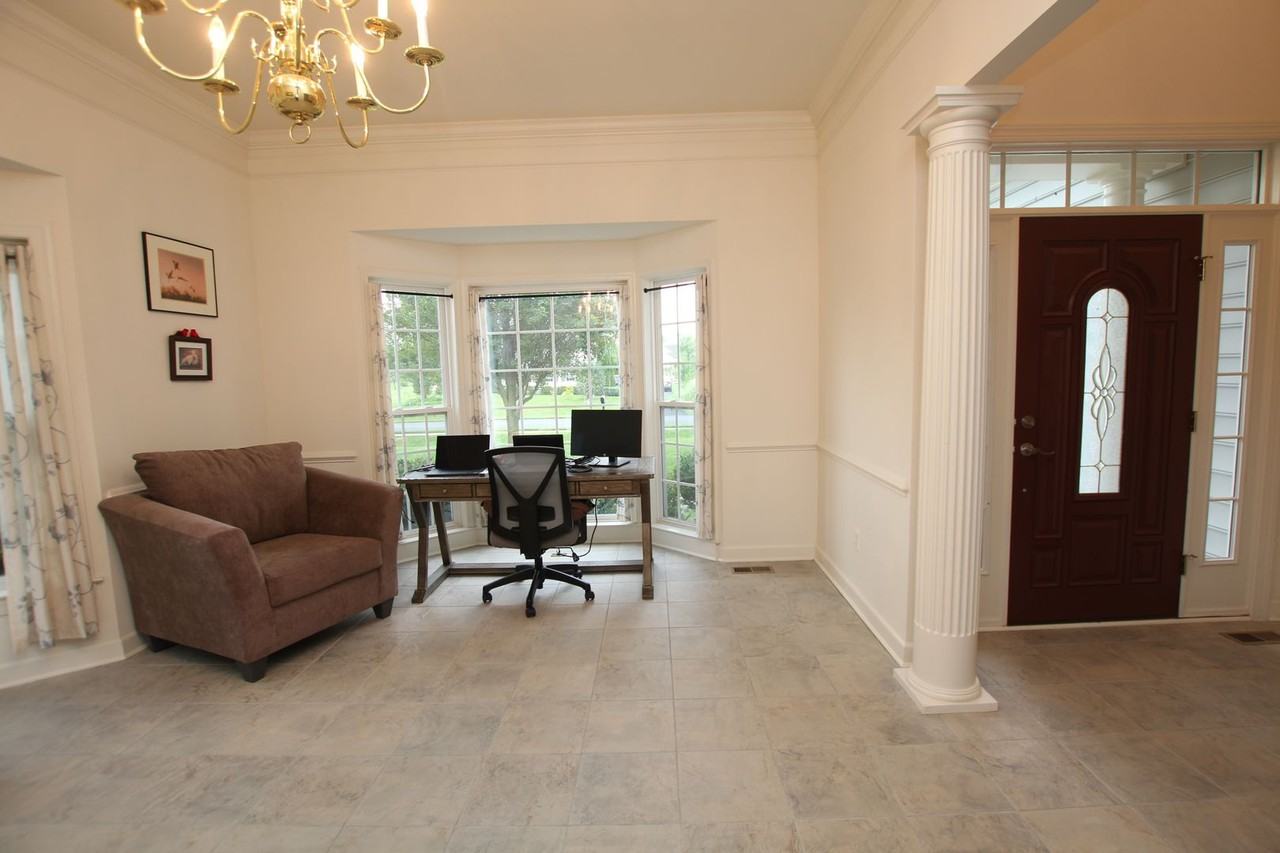 27145 Buckskin Trl - Photo 3 of 18