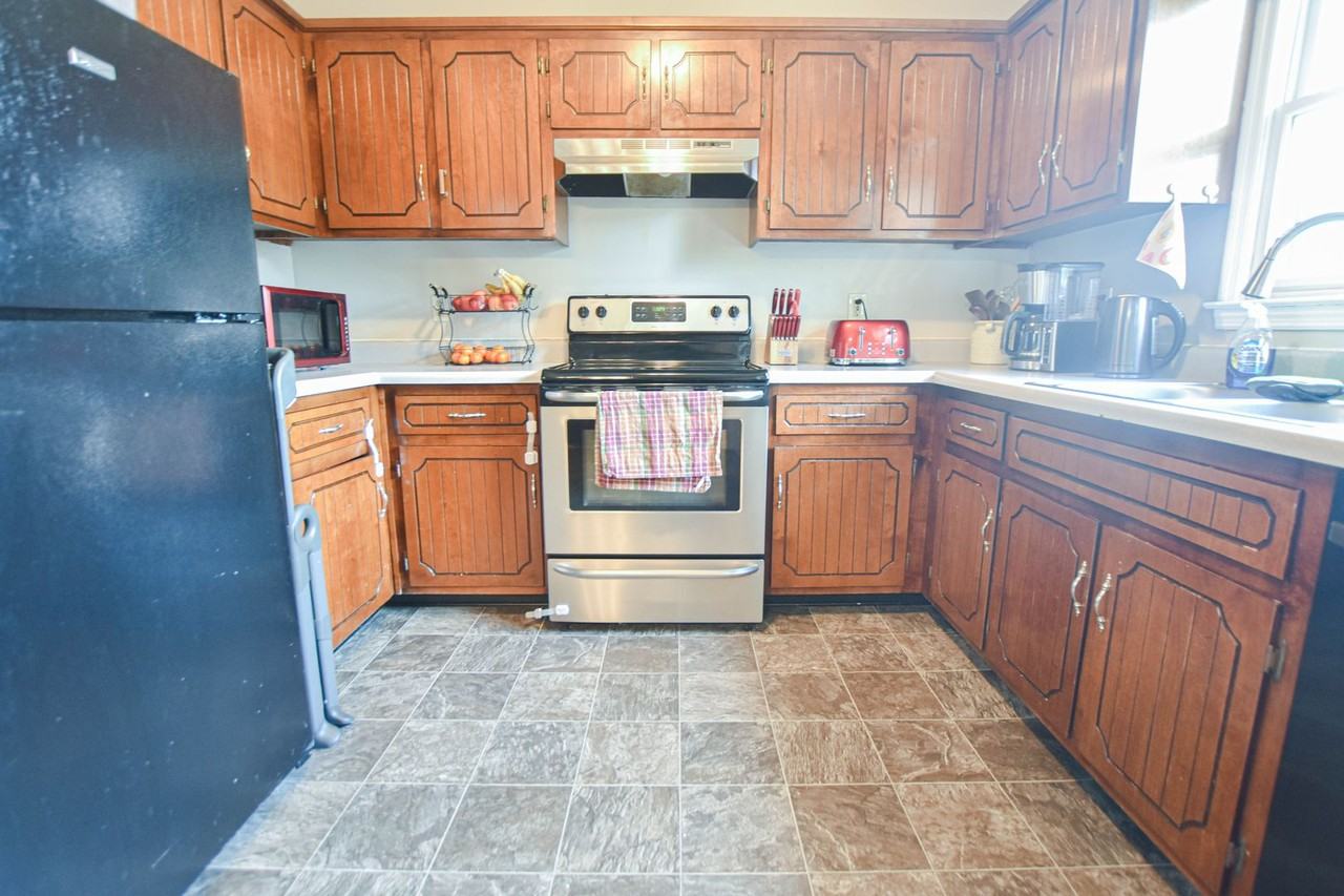 204 Windmeade Cir - Photo 6 of 14