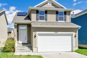 featured image of 2494 S Laurel St