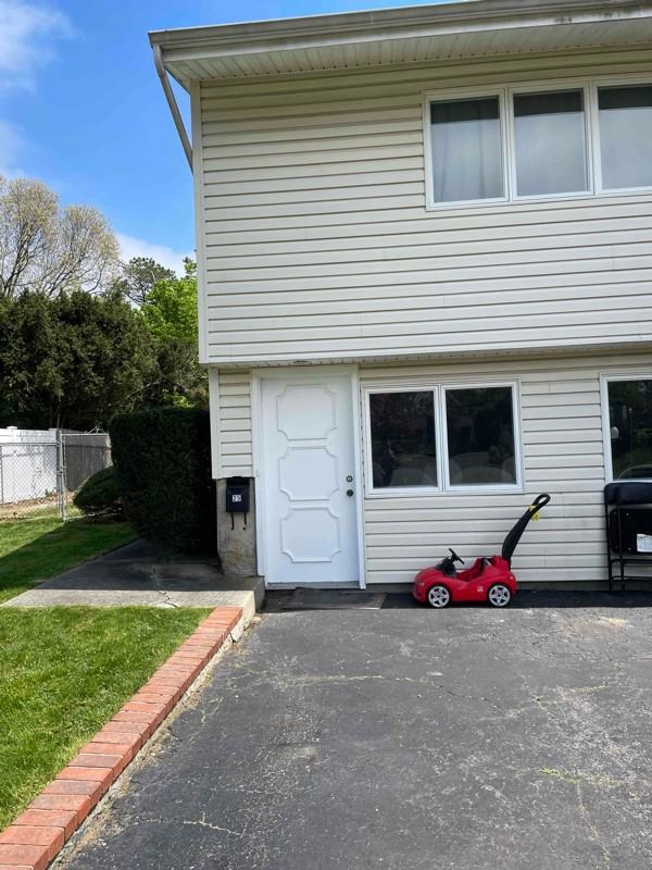 25 Kilmer Ave #25A - Photo 2 of 13