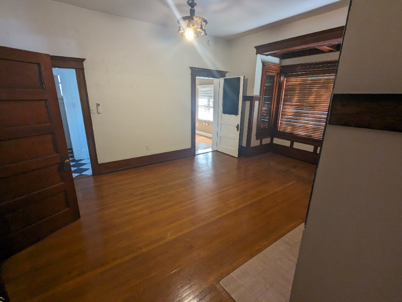 805 E St #1 - Photo 4 of 12