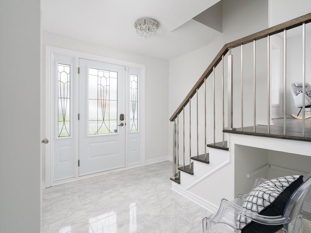 12842 Rue Bedford - Photo 2 of 21