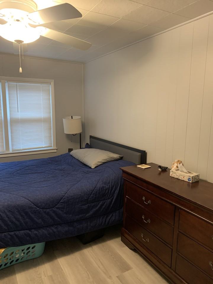 921 Court St - Photo 4 of 8