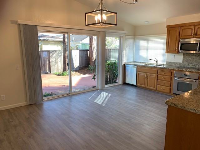 348 Port Royal Avenue - Photo 2 of 21