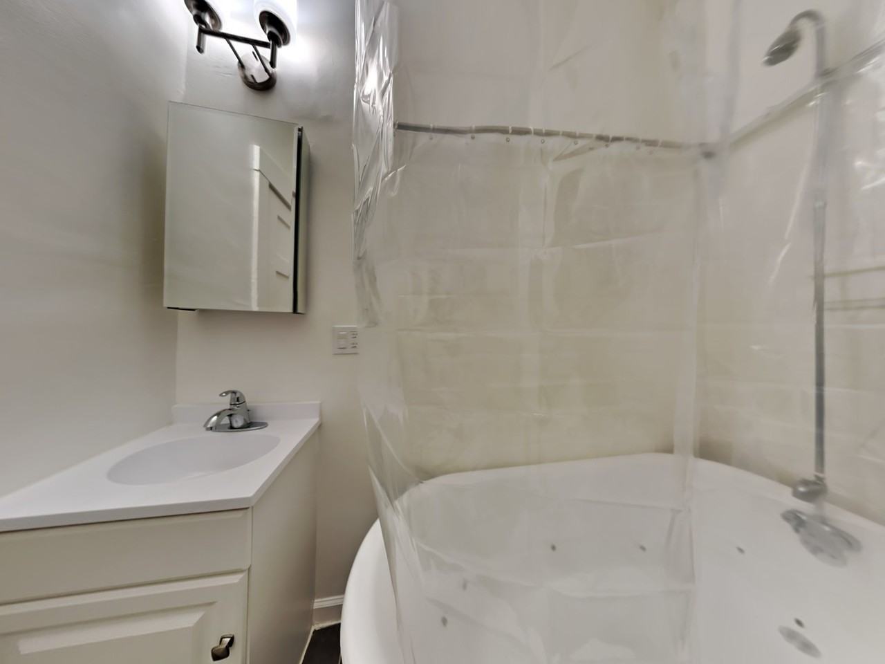 545 O'Farrell St. - Photo 6 of 10