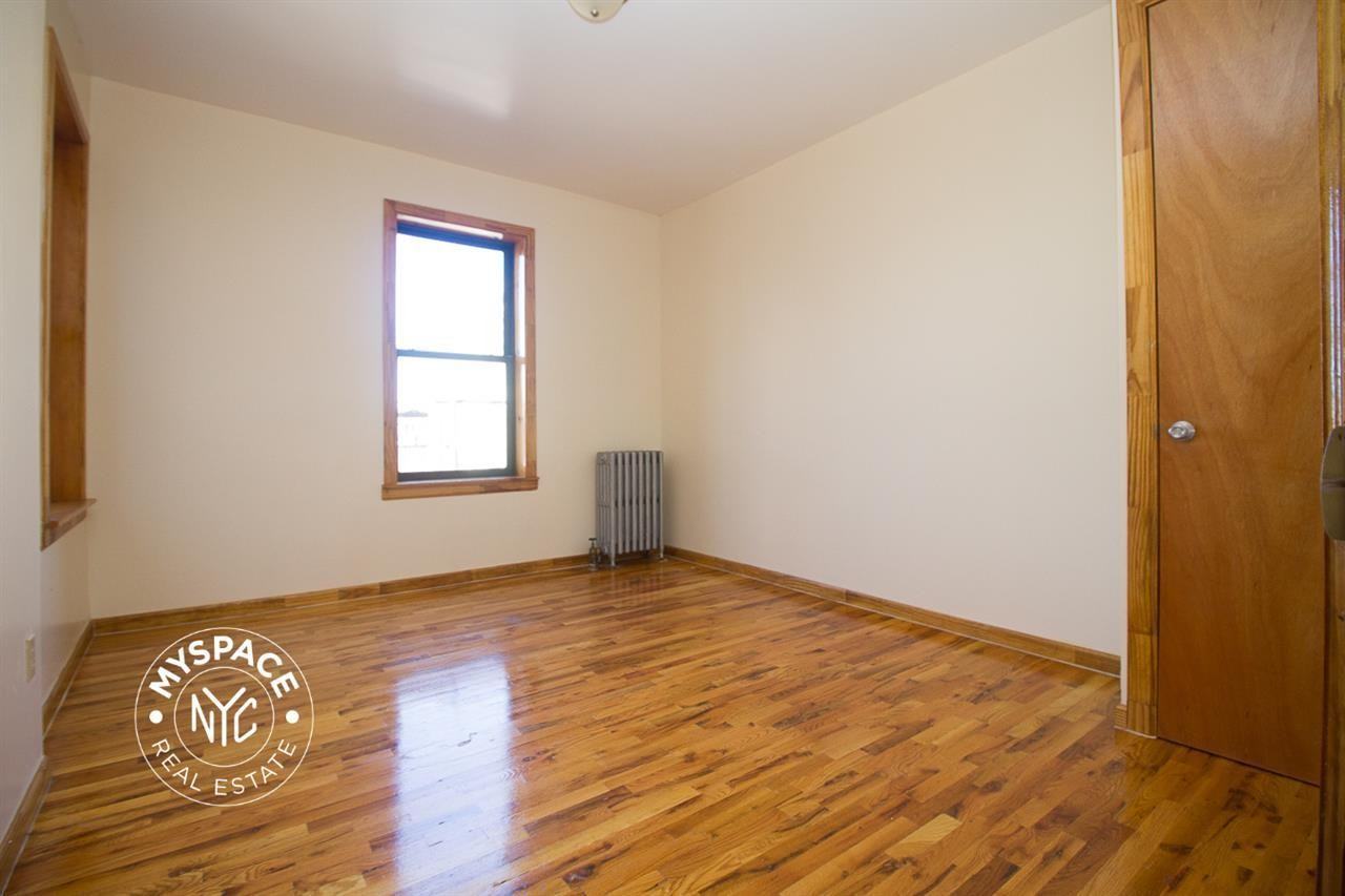 281 Crown St #A16 - Photo 3 of 5