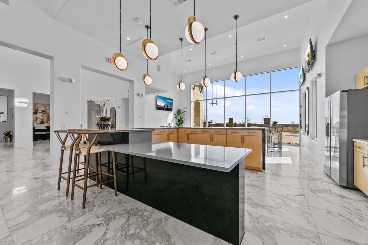 Luxe of McKinney - Photo 2 of 50