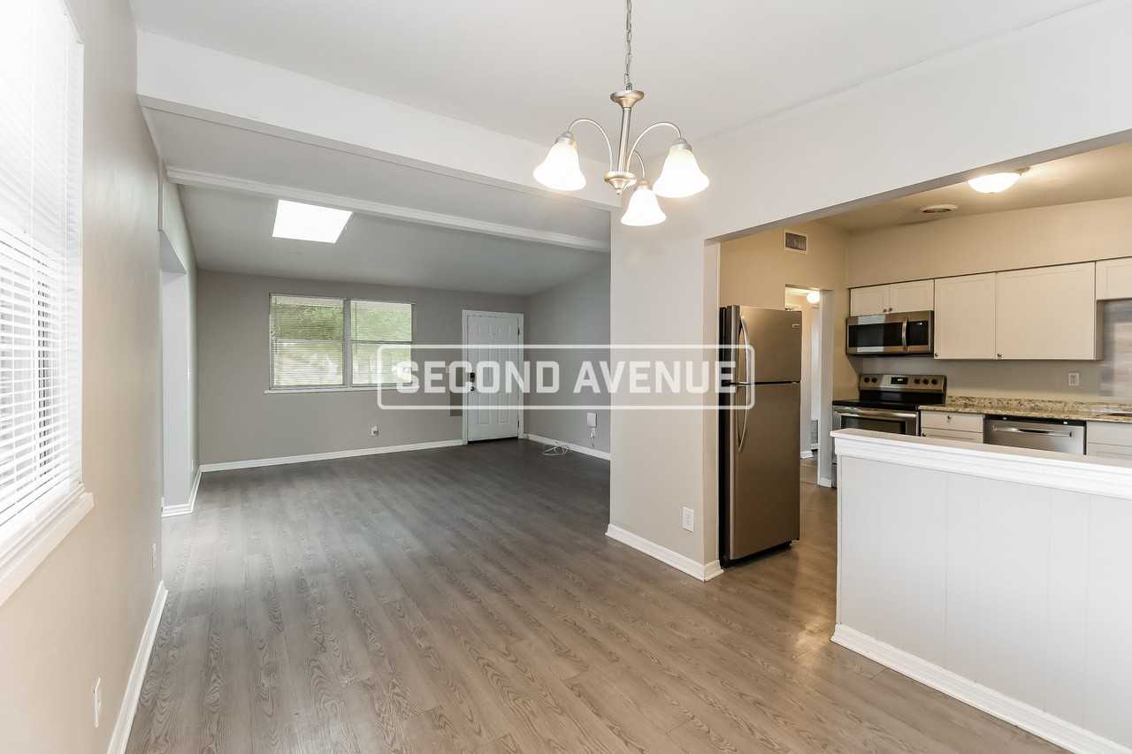 2504 Abercorn Rd - Photo 2 of 23