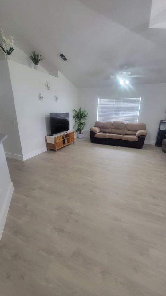 7616 Pine Nest Ct - Photo 6 of 19