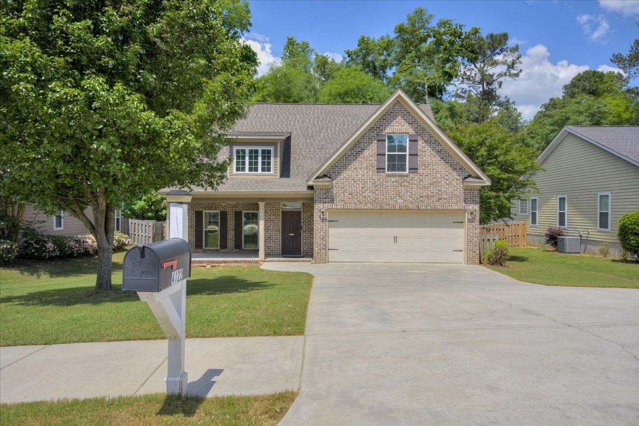 4122 Chastain Dr - Photo 3 of 39