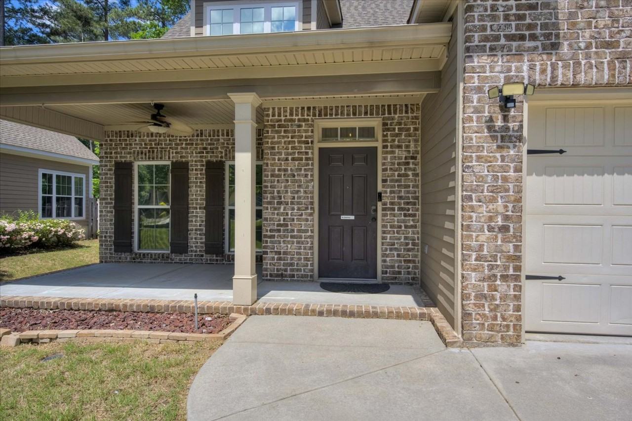 4122 Chastain Dr - Photo 4 of 39