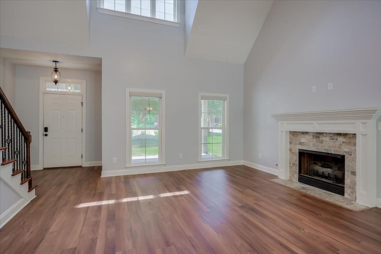 4122 Chastain Dr - Photo 7 of 39