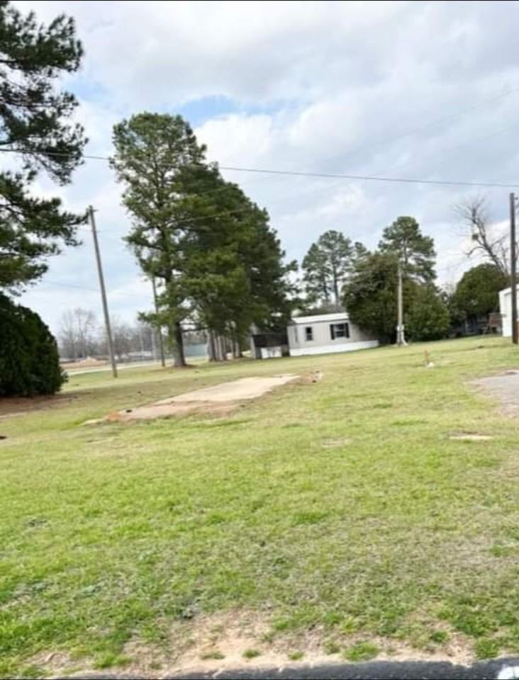 228 Billy Ave - Photo 2 of 4