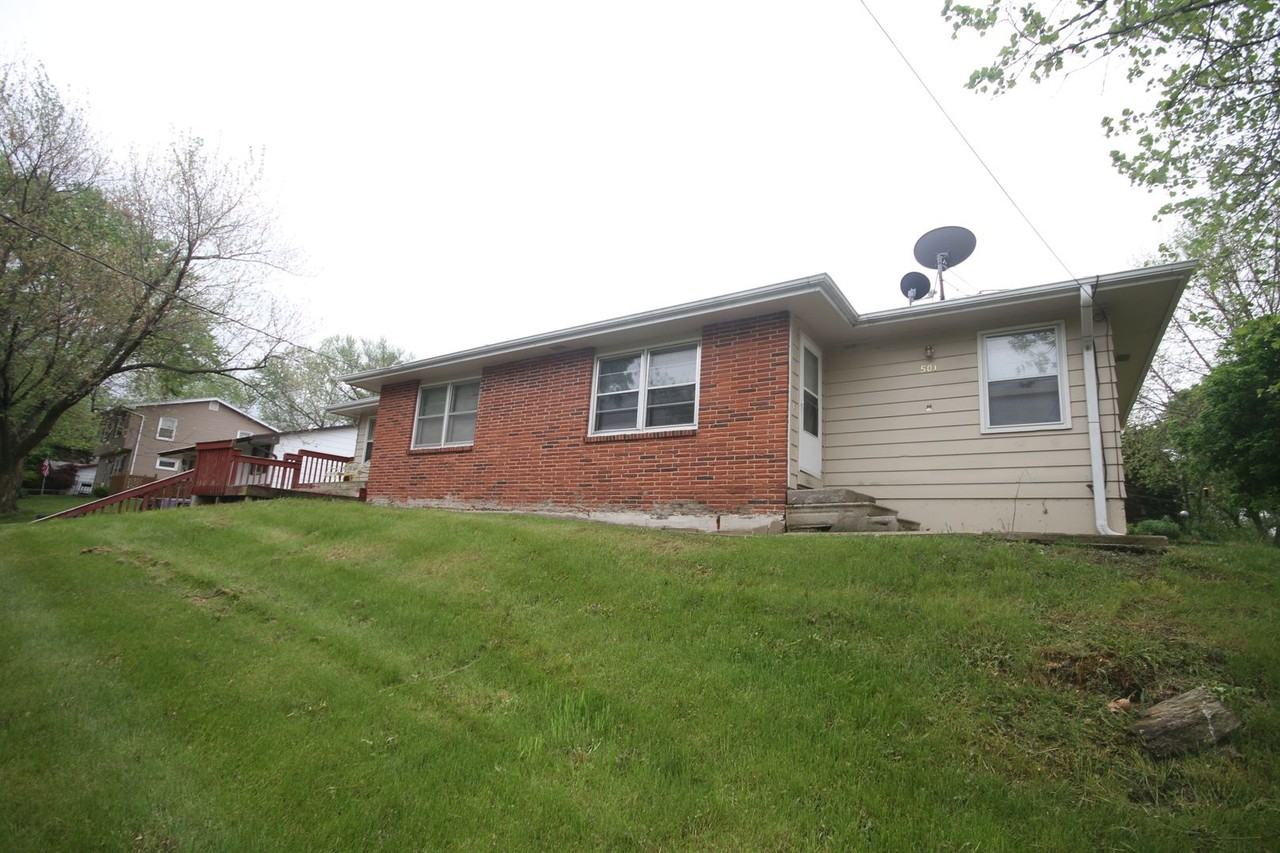 501 E Porter Ave - Photo 2 of 10