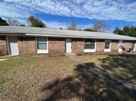 featured image of 3402 Green Briar Ct Apt B #Apt B