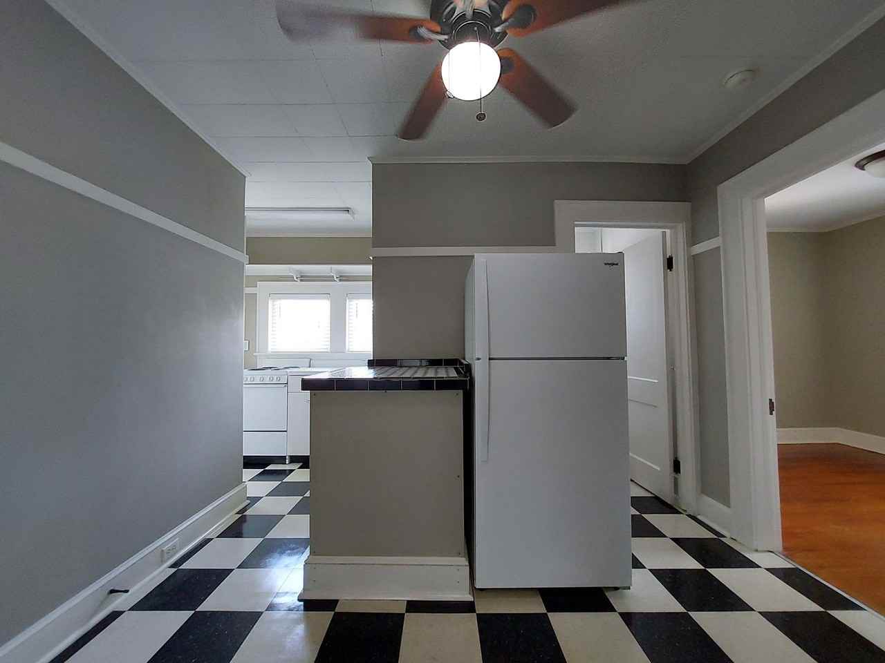 515 Mcrorie St - Photo 2 of 16