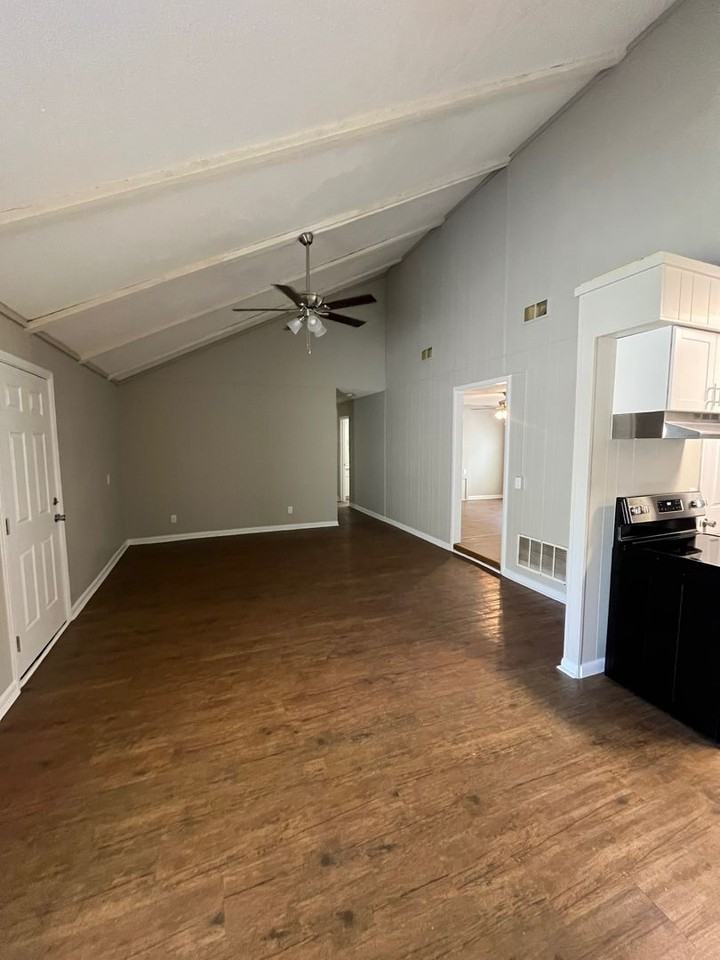 198 Wendwood Dr - Photo 5 of 12