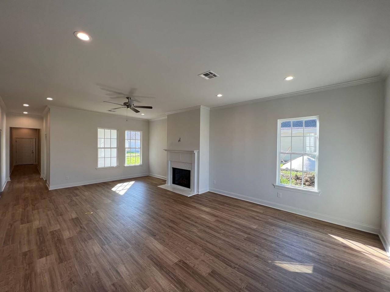 4773 Cottage Oaks Dr - Photo 3 of 16