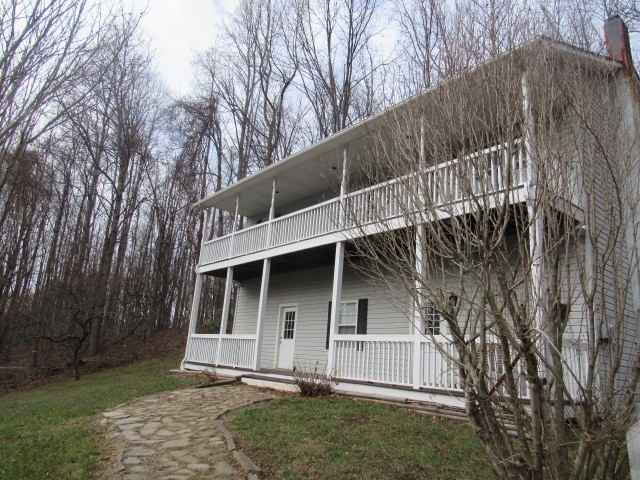 541 Will Isaacs Rd - Photo 2 of 20