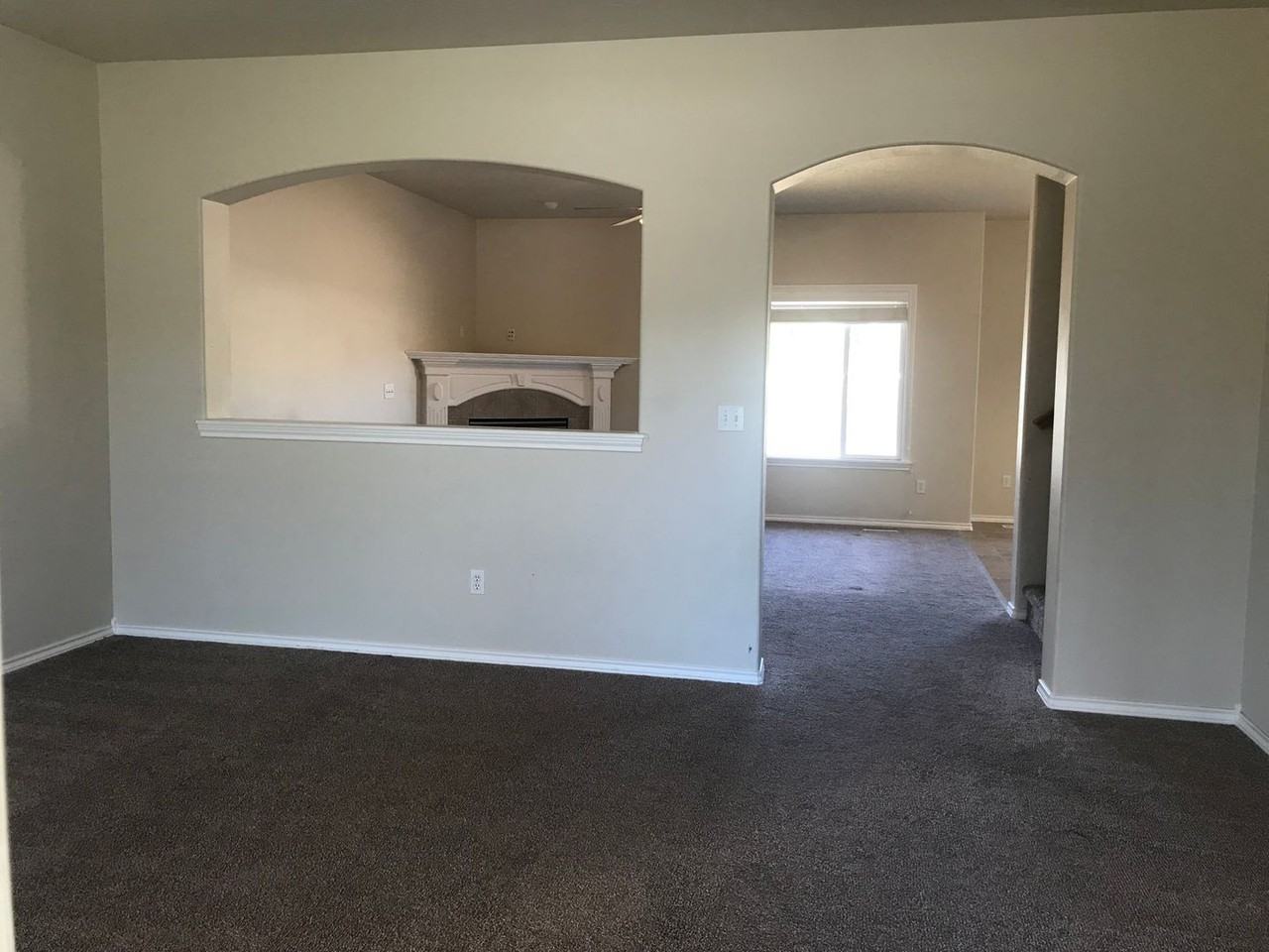 3769 N Frandon Ave - Photo 5 of 27