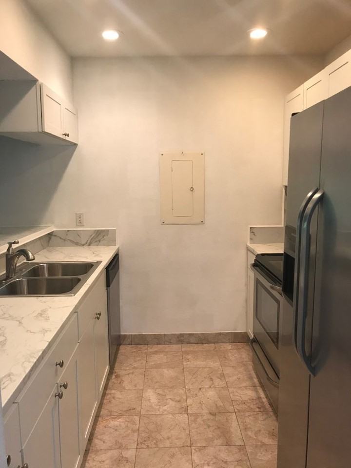 5072 Sherwood Ln - Photo 2 of 8