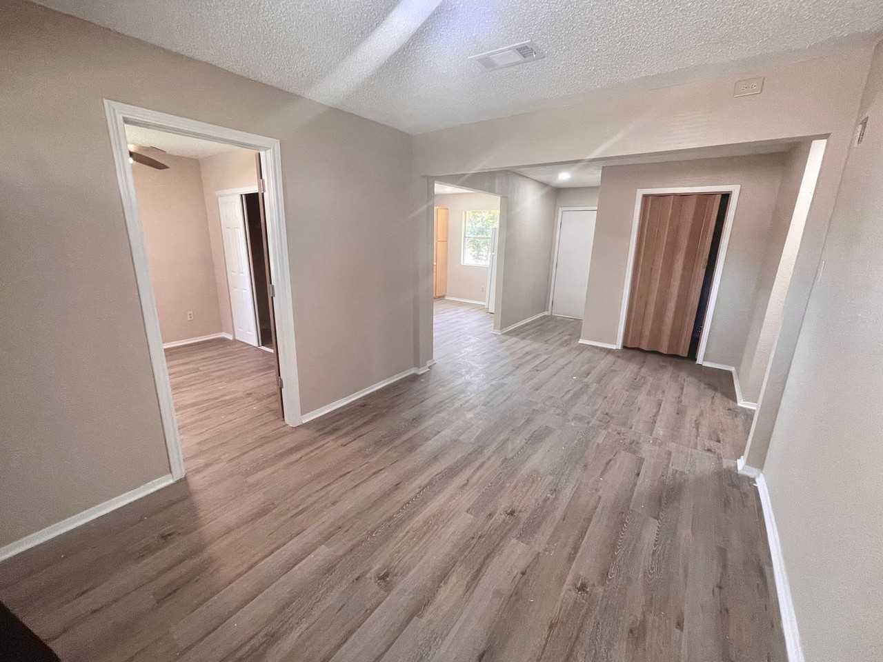 3415 Goliad St - Photo 3 of 19