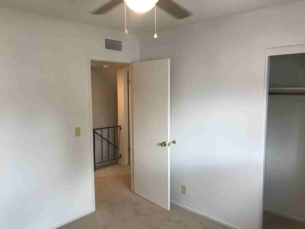 8562 E Roosevelt St - Photo 6 of 26