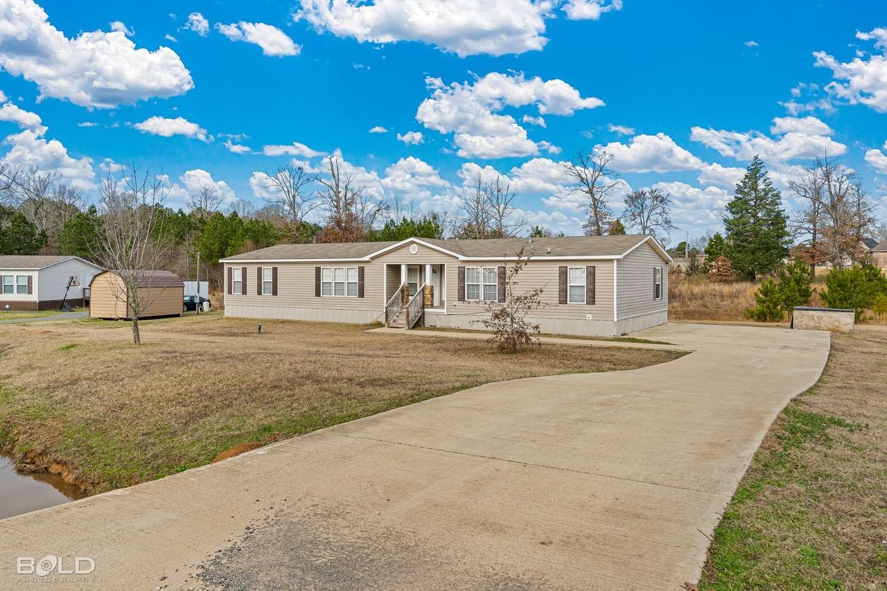 5562 Asbury Ln - Photo 3 of 28