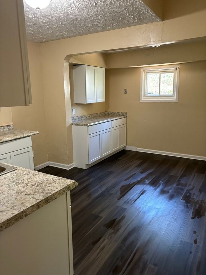 1250 E 114th St - Photo 4 of 9