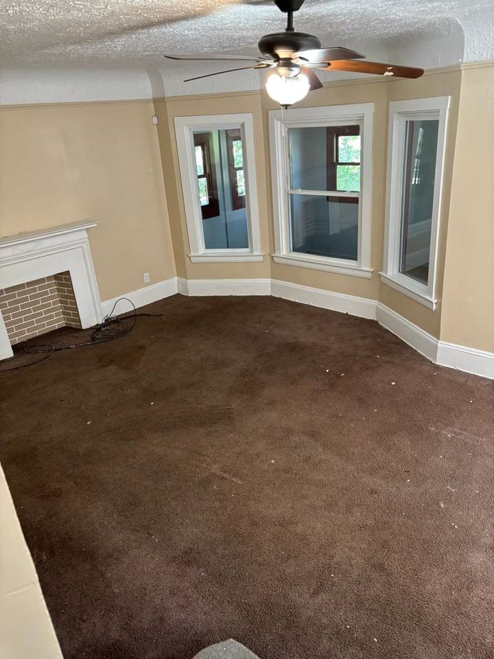 1250 E 114th St - Photo 5 of 9