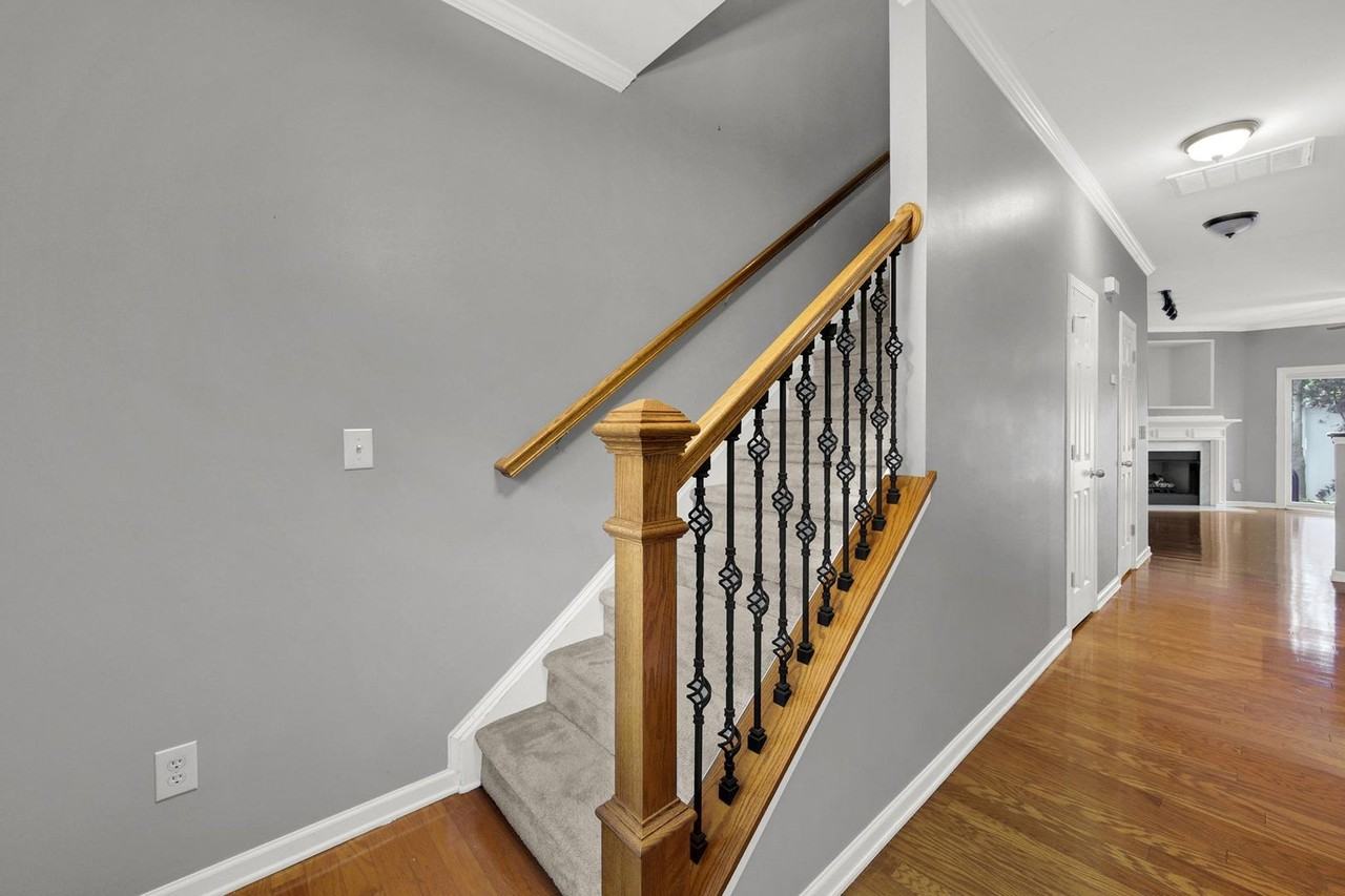 1908 Travertine Ln - Photo 2 of 23
