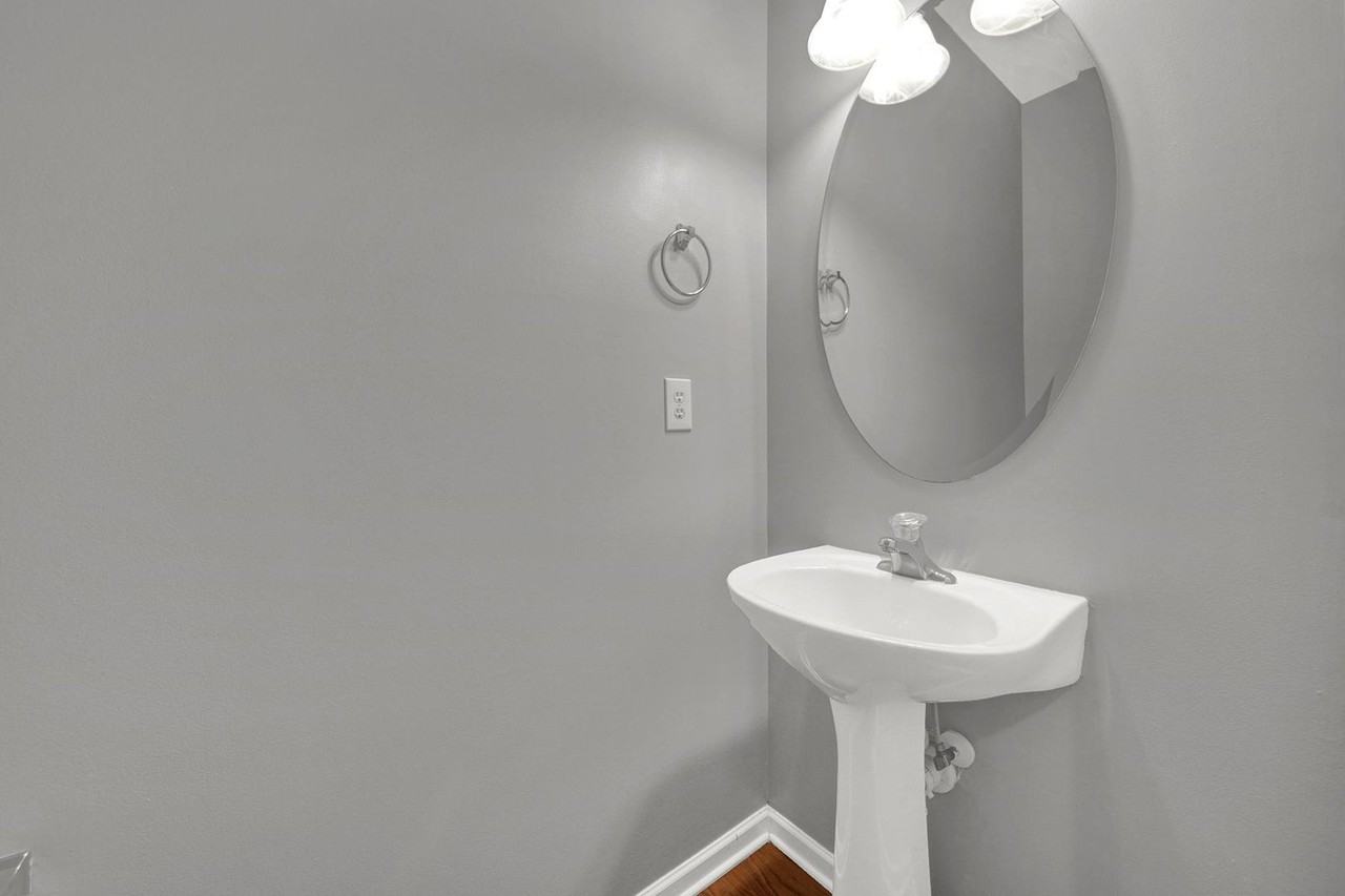 1908 Travertine Ln - Photo 3 of 23