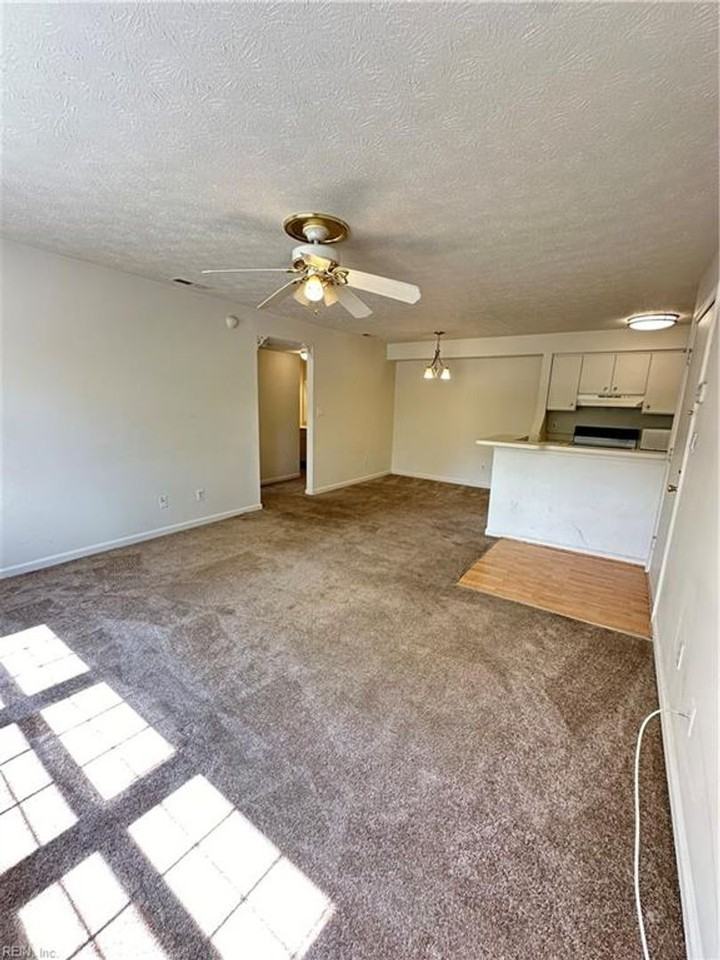 39 Cape Dorey Dr - Photo 2 of 12